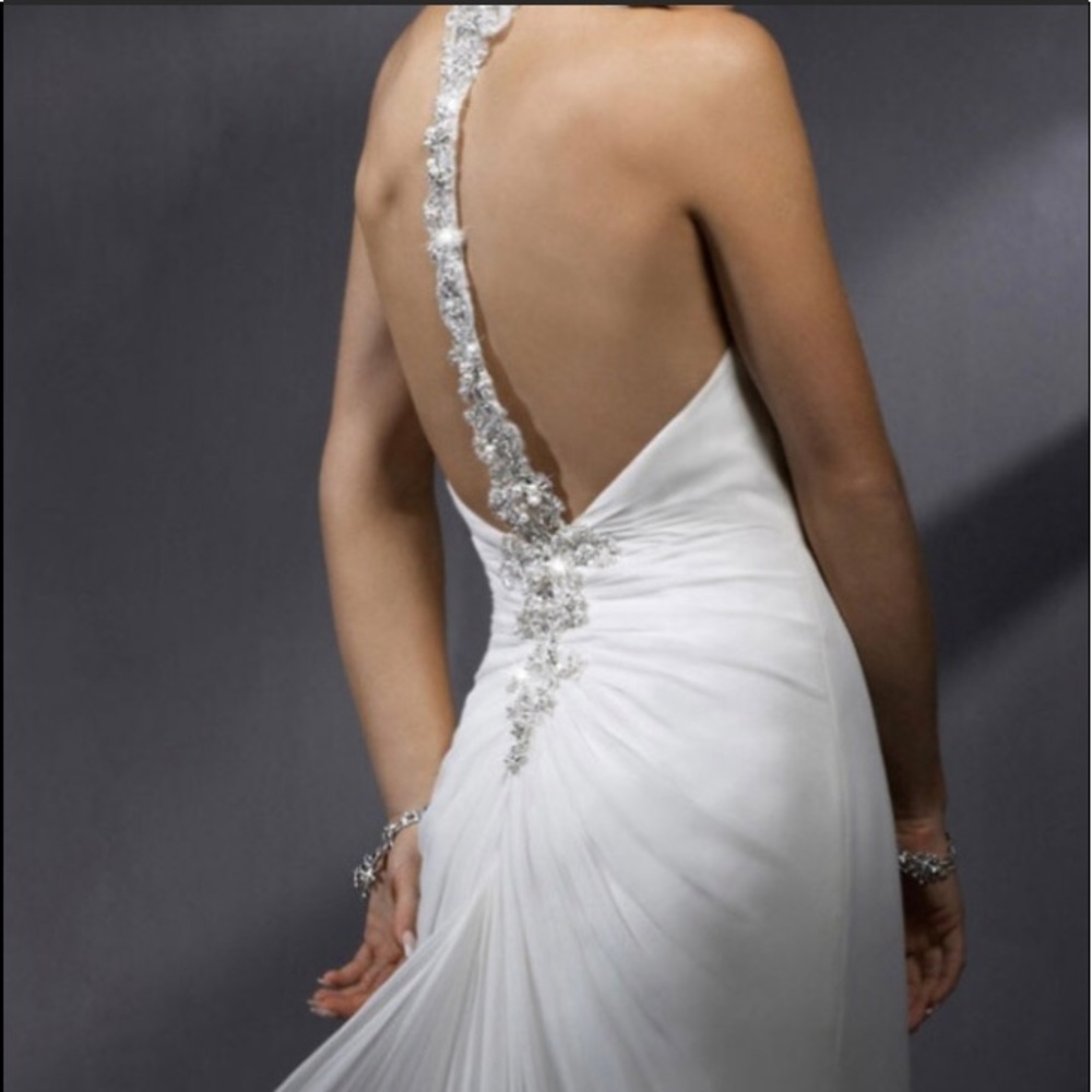 Maggie Sottero Discontinued Reese Wedding Dress - Picture 2 of 14